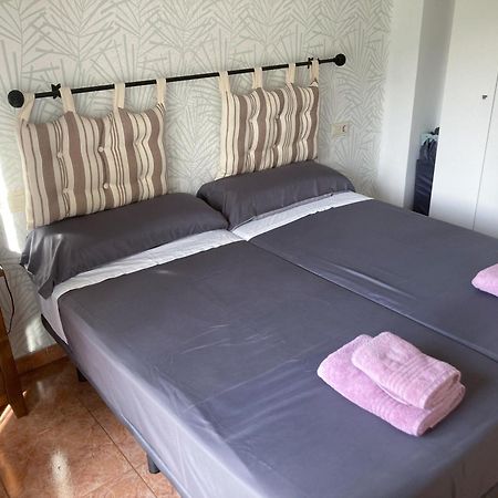Luninoso Y Practico Apartamento En El Centro Con Amplio Parking Incluido Granada Ngoại thất bức ảnh