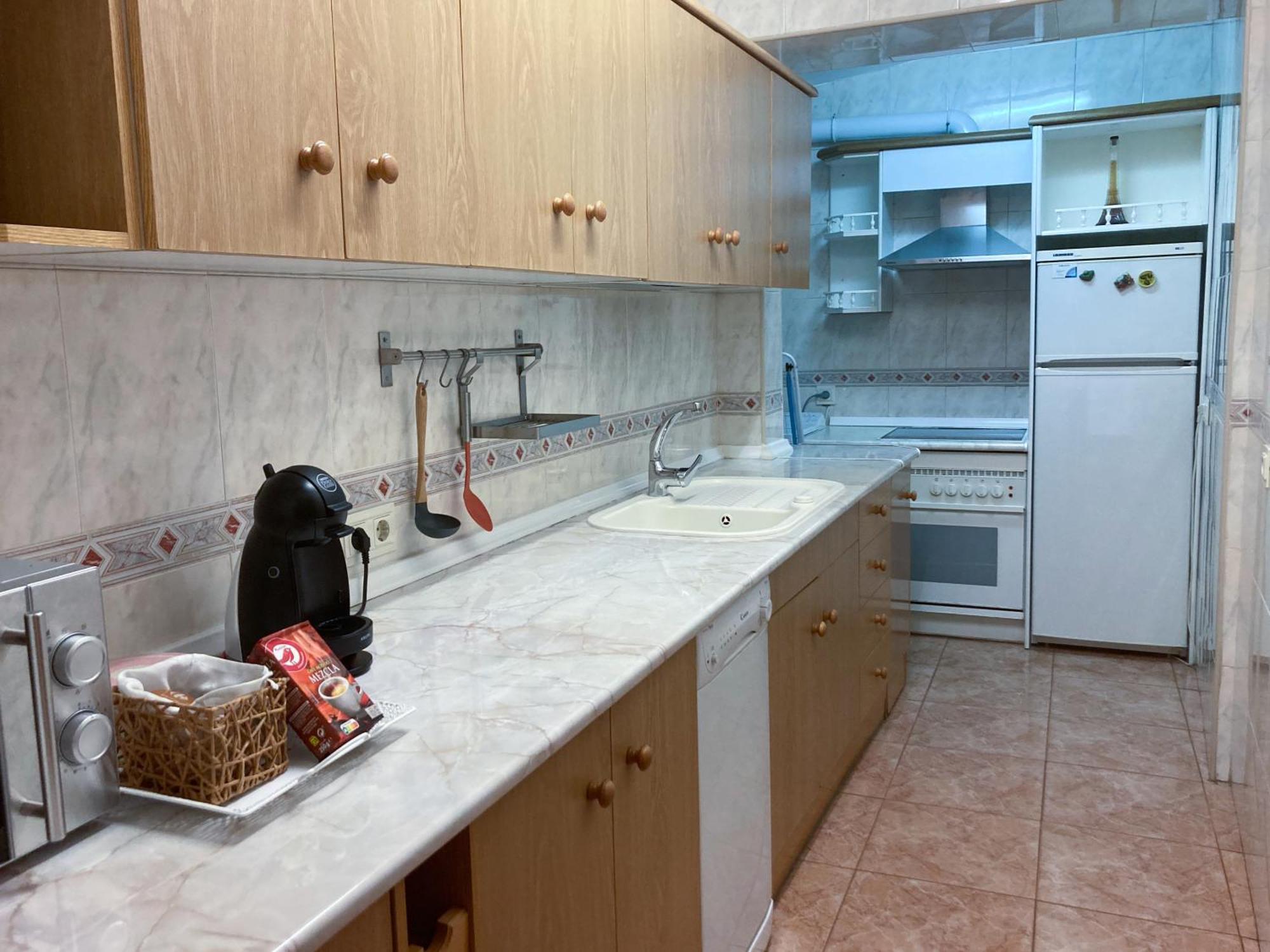 Luninoso Y Practico Apartamento En El Centro Con Amplio Parking Incluido Granada Ngoại thất bức ảnh